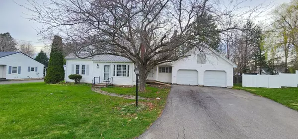 Presque Isle, ME 04769,94 Barton ST