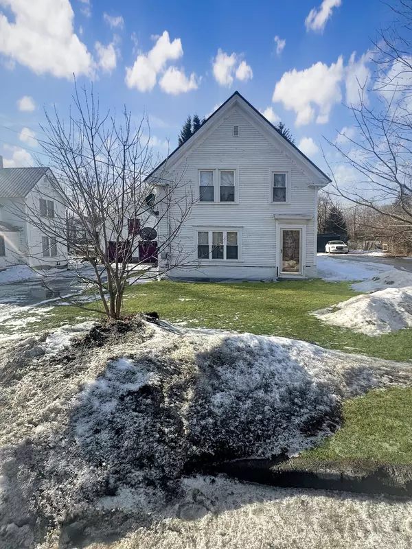 Dover-foxcroft, ME 04426,98 North ST