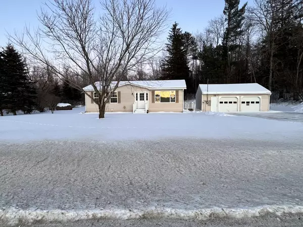 484 E E. Presque Isle Rd. RD, Caribou, ME 04736