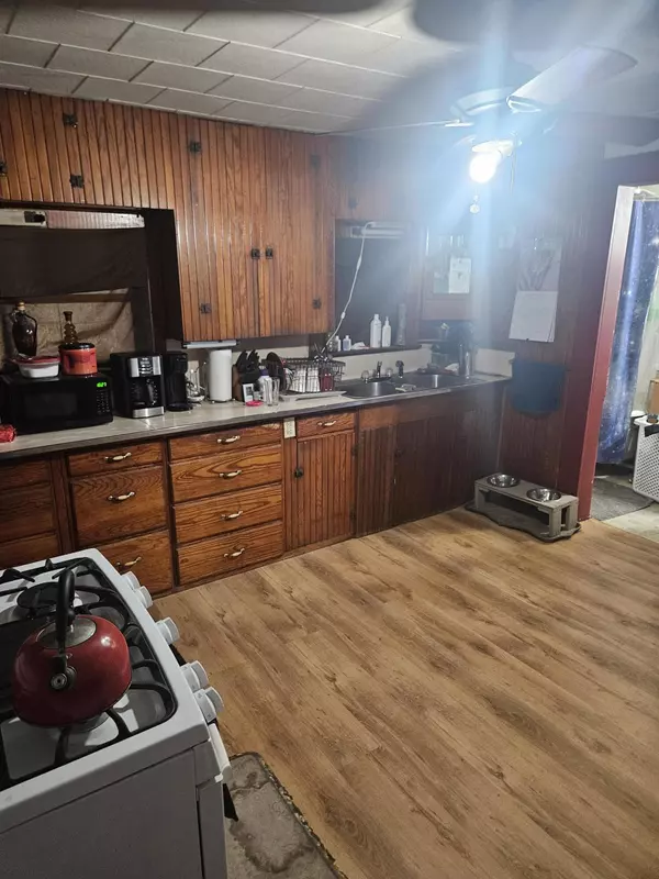 Norridgewock, ME 04957,31 Mechanic ST