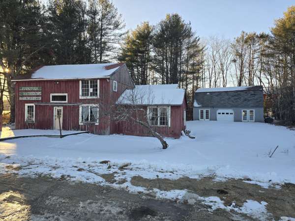 396 US Route 1, Edgecomb, ME 04556