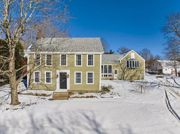 Whitefield, ME 04353,125 Main ST