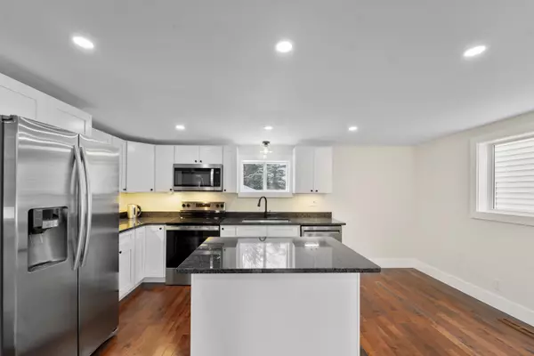 Orono, ME 04473,22 Old Kelley AVE