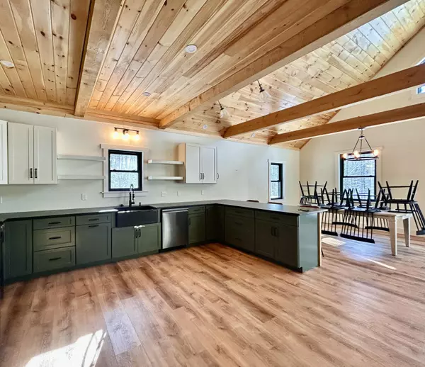 Searsmont, ME 04973,115 Thompson Ridge RD