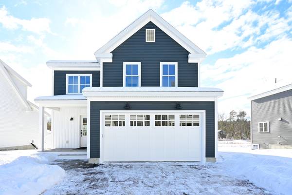 18 Holbrook Farms WAY, Scarborough, ME 04074