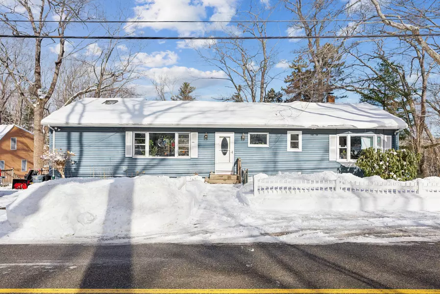 317 Fowler RD, Cape Elizabeth, ME 04107