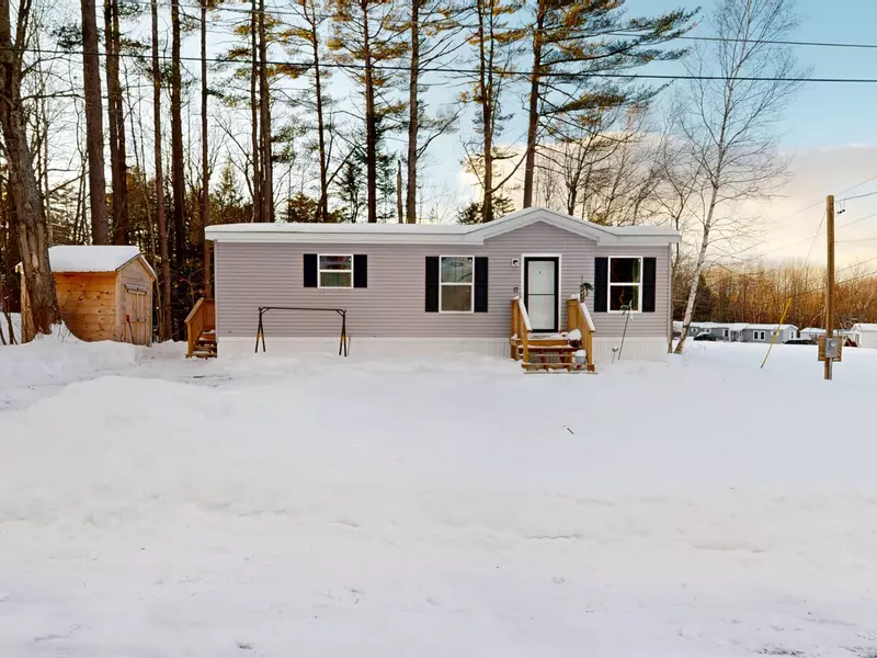 15 Blue Rock RD #17, Monmouth, ME 04259