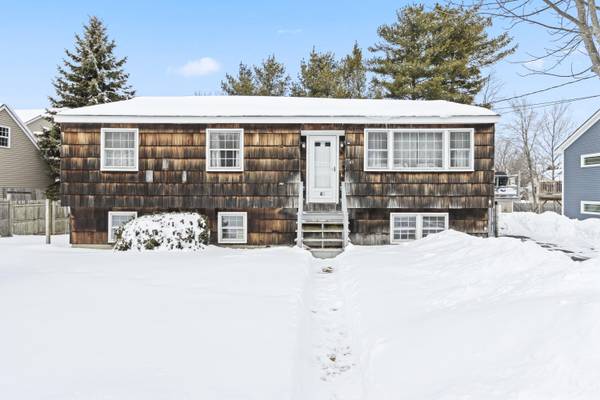 45 Lubec ST, South Portland, ME 04106