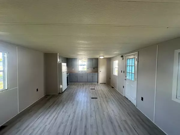 Corinth, ME 04427,30 Exeter RD #17