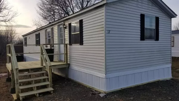 30 Exeter RD #17, Corinth, ME 04427