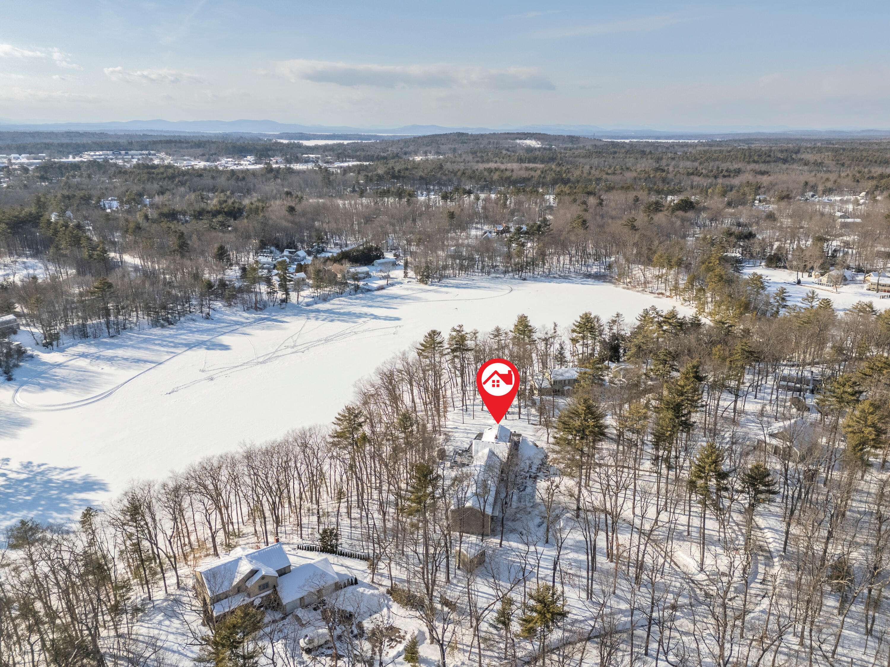 16 Gin Mill LN, Windham, ME 04062