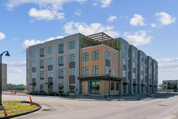 Scarborough, ME 04074,1 Cross ST #110