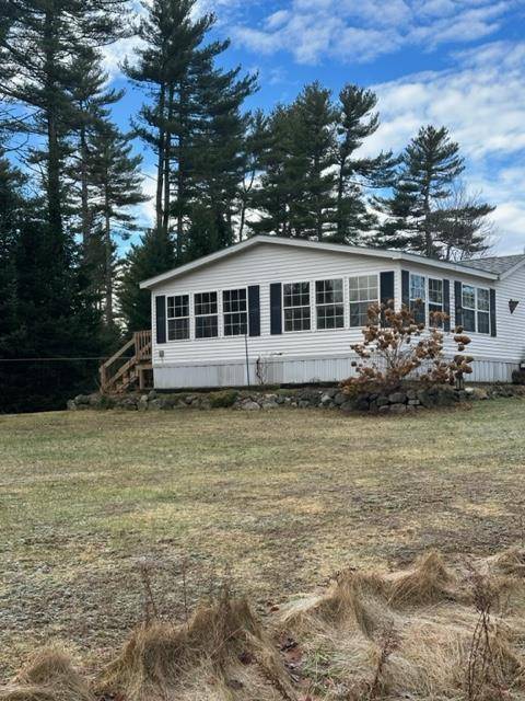 6 Old Meadow RD, Franklin, ME 04634