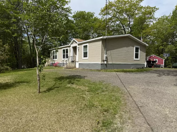 Warren, ME 04864,48 Rocky Hill RD