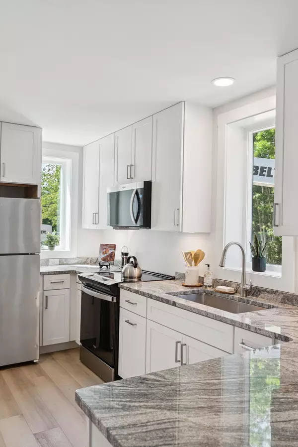 Boothbay, ME 04537,1 Cedar BND #1