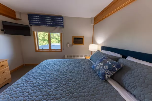 Carrabassett Valley, ME 04947,215 Commons CIR #215