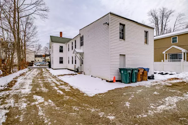 Saco, ME 04072,42 Storer ST