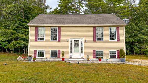 391 Lambs Mill RD, Naples, ME 04055