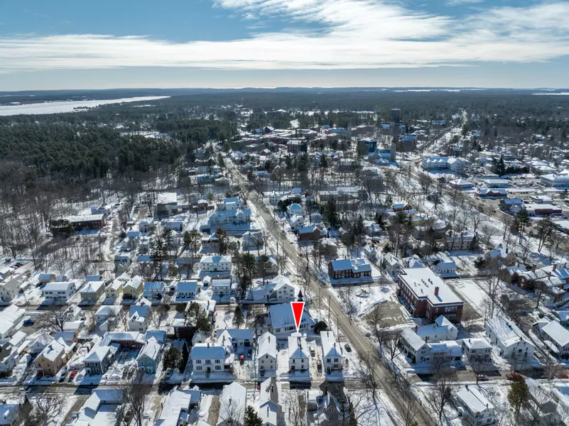 24 School ST, Brunswick, ME 04011