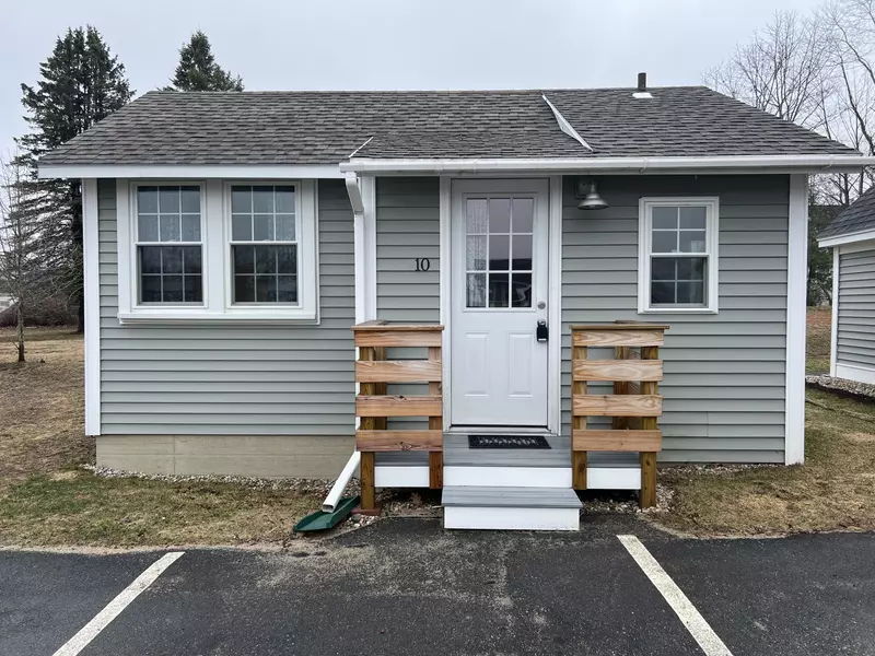 994 Portland RD #10, Saco, ME 04072