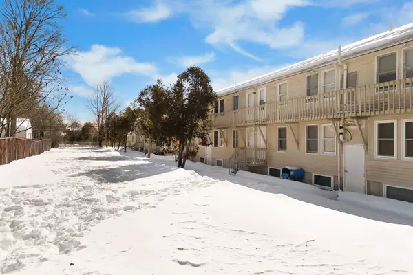 Sanford, ME 04083,16 Mill ST #36