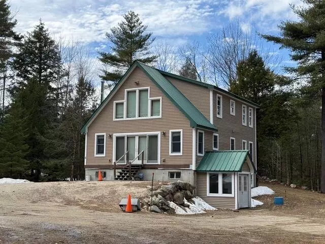 7 Michaud LN, Bridgton, ME 04009