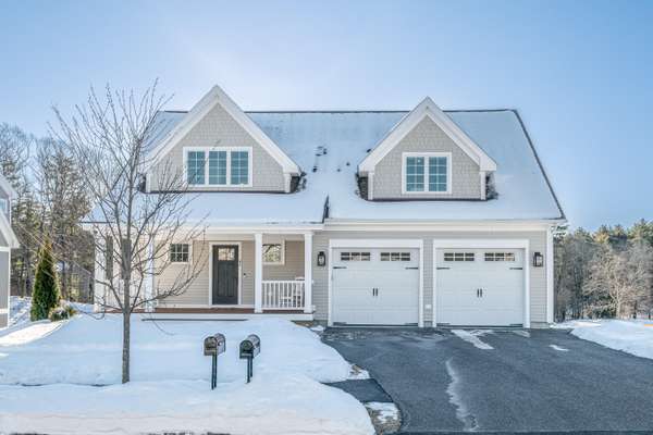 62 Black Sparrow DR, Portland, ME 04102