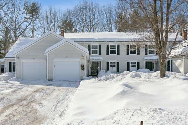 12 Windsor Commons DR #12, Kennebunk, ME 04043