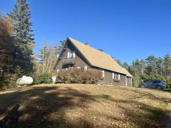522 Back RD, Shapleigh, ME 04076