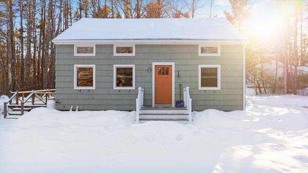 8 Sequoia DR, Freeport, ME 04032