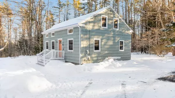 Freeport, ME 04032,8 Sequoia DR