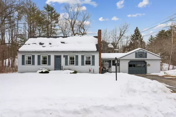 13 Meadowview DR, Randolph, ME 04346