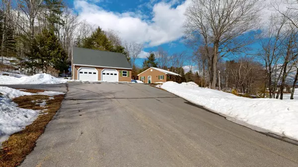 Litchfield, ME 04350,10 Pleasant Pond LN