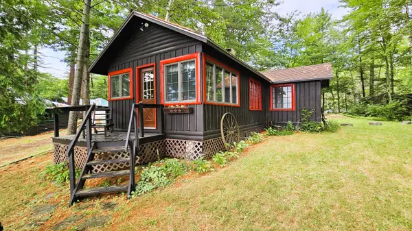 Burnham, ME 04922,281 Royal Pines LN