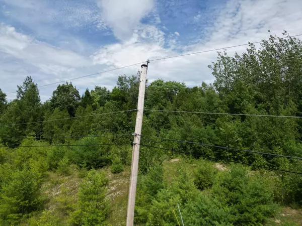 Enfield, ME 04493,35A OakView LN