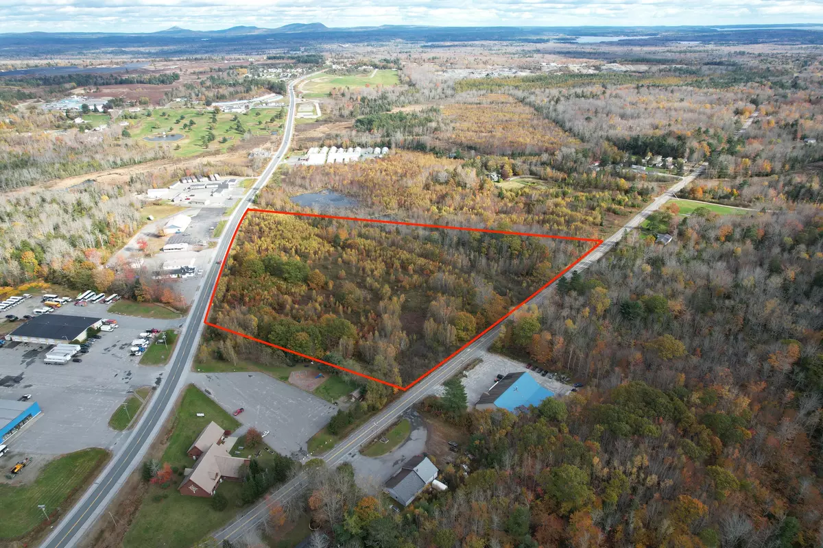 Ellsworth, ME 04605,32 US-1