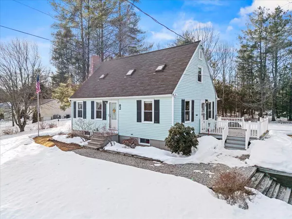 Saco, ME 04072,82 Smutty LN