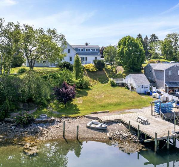 232 Ash Point RD, Harpswell, ME 04079