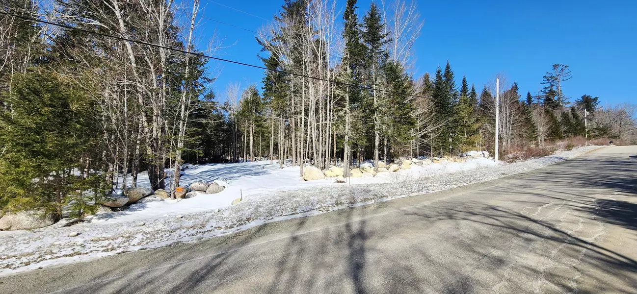 340 Gary Moore RD, Ellsworth, ME 04605