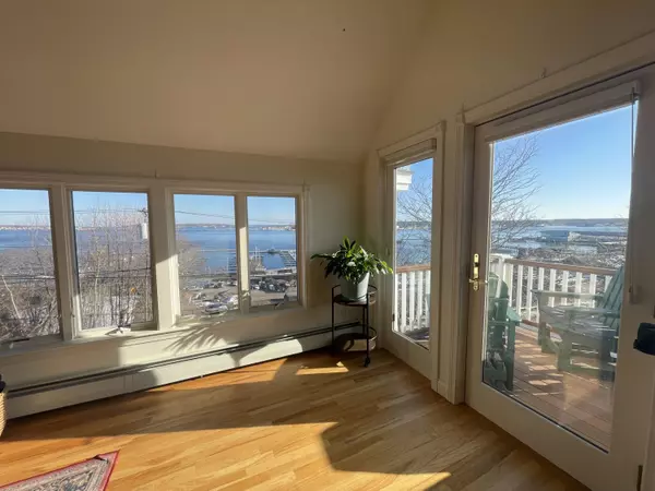 Portland, ME 04101,1 St Lawrence ST #3