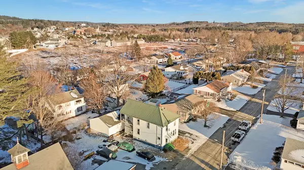 10 Columbia ST, Lewiston, ME 04240