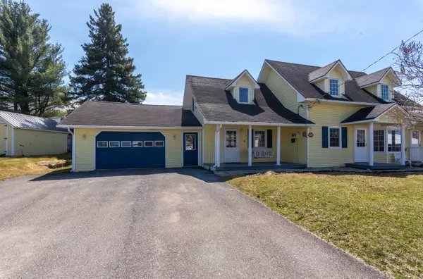 Madawaska, ME 04756,633 Main ST