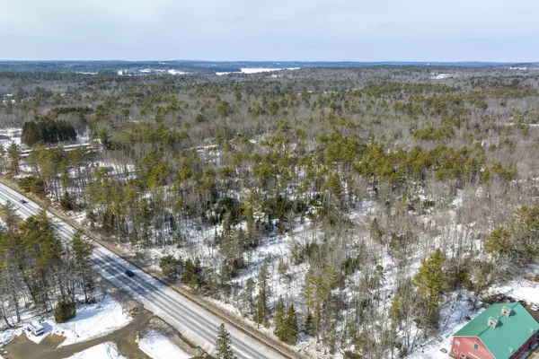 Nobleboro, ME 04555,17 US Highway Route 1