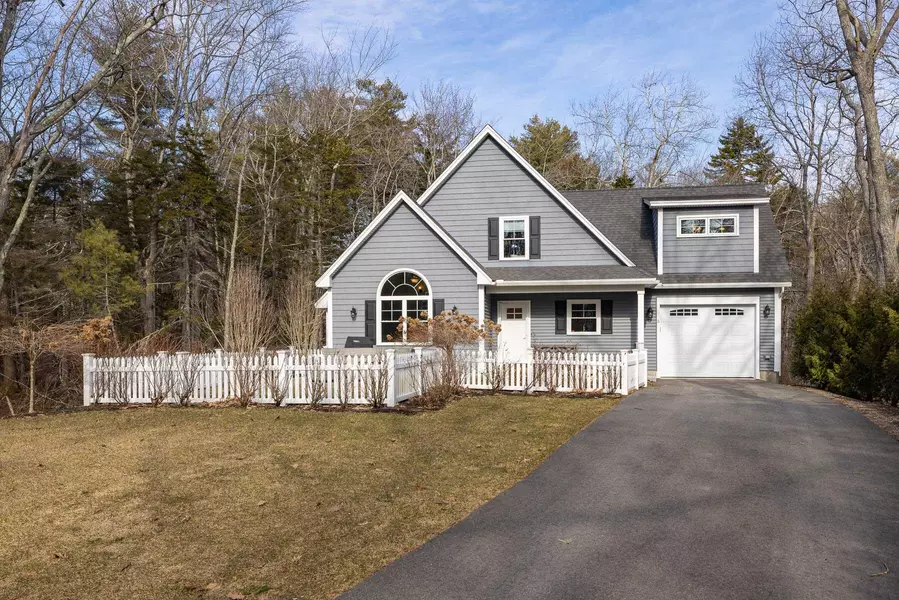 5 Sylvan Circuit, York, ME 03902