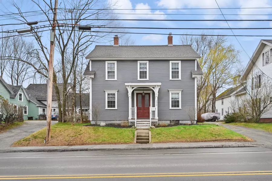 206 Brunswick AVE, Gardiner, ME 04345