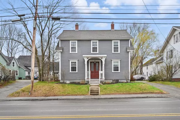 206 Brunswick AVE, Gardiner, ME 04345