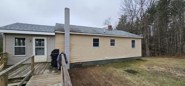 Cornville, ME 04976,132 Huff RD