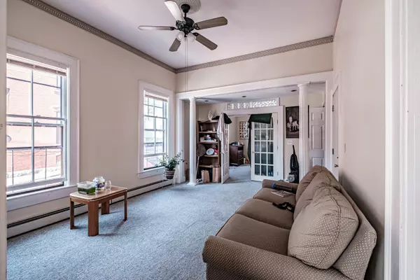 Portland, ME 04102,258 Spring ST