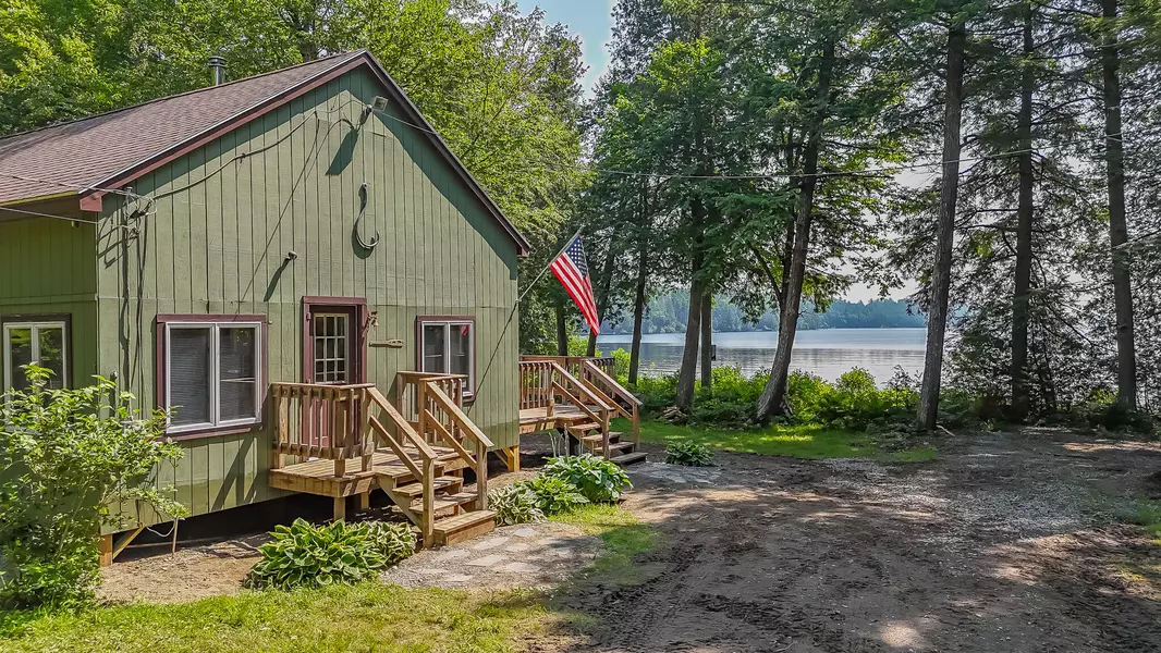 345 Tims Cove RD, Willimantic, ME 04443