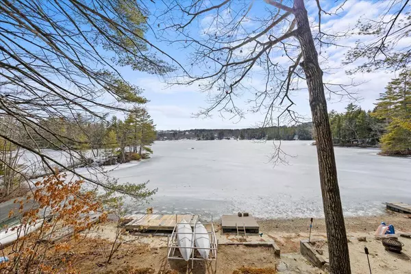 33 Butler LN, Limerick, ME 04048
